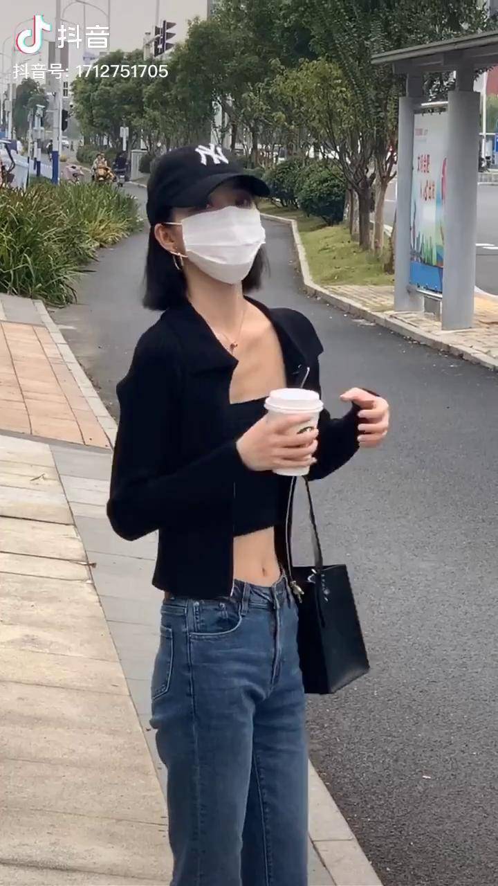 无美颜无滤镜原相机镜头下的身高168体重88斤