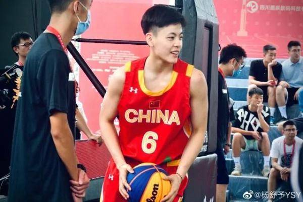 CBA|创造中国女篮历史！昆明女孩杨舒予，实力与颜值齐飞！