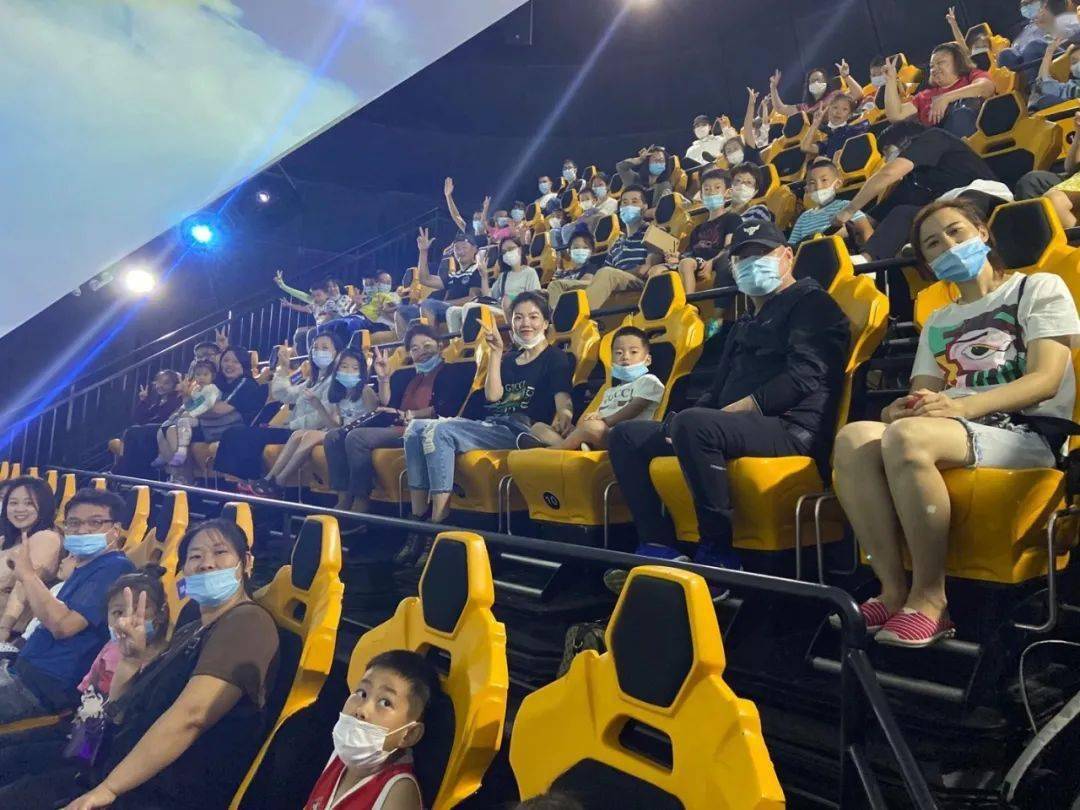 包场特惠老虎滩动感飞越馆5d裸眼球幕9dvr体验超值飞翔体验