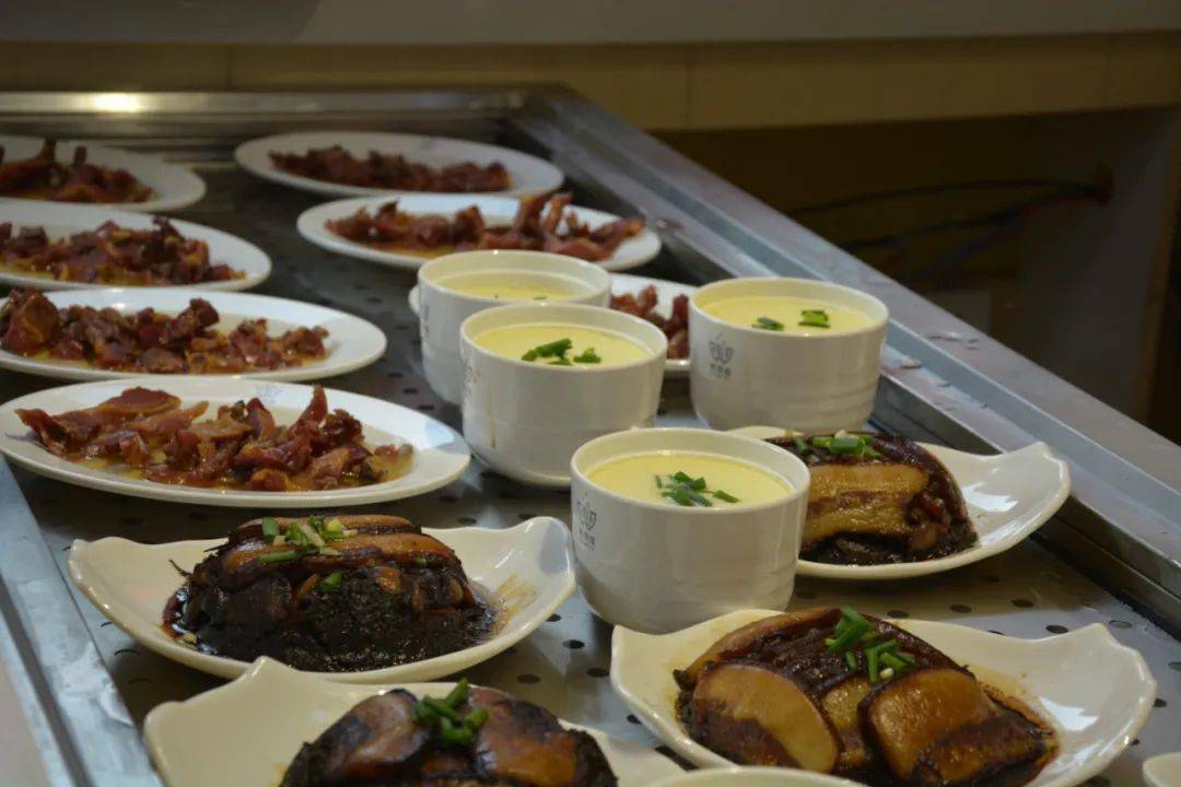 山南都市春天新开一家快餐店客满福饭堂吃货们从此不做饭了点开有福利