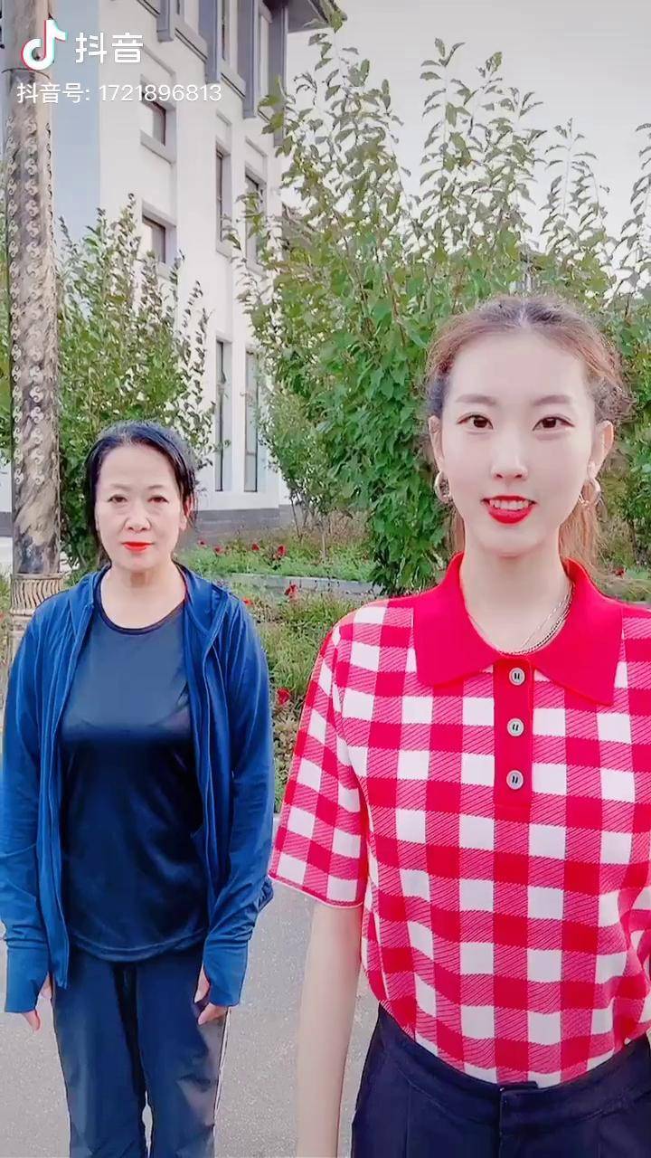 小莹老师编舞 舞蹈 第七期线上课《雪儿达娃》今天和婆婆来一段,好久