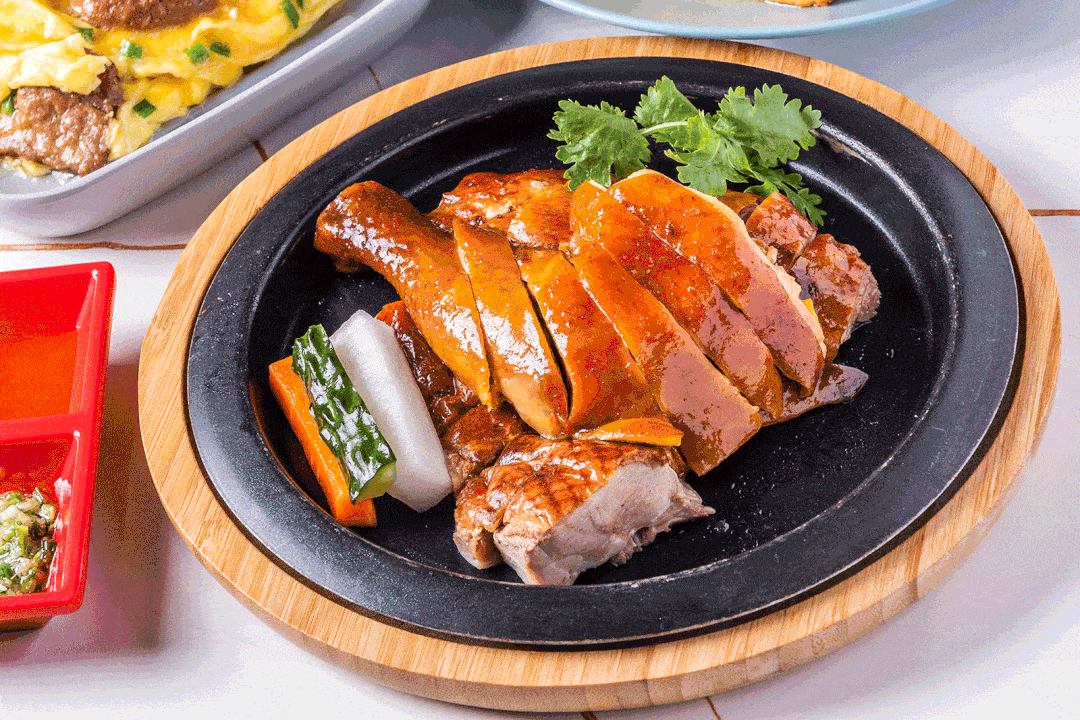 光是听到名字就足以让人食指大动滑蛋炒牛肉,法式西多士……玫瑰豉油