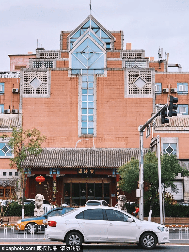 號惠豐堂飯莊(吉市口店):朝陽區吉祥裡102號錦鵬大廈京城老字號烤肉宛