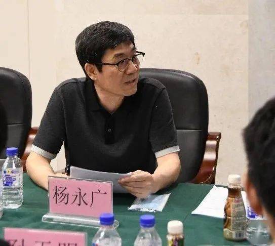 吉林省干细胞学会第一届理事长杨永广教授向学会新老会员汇报了学会在