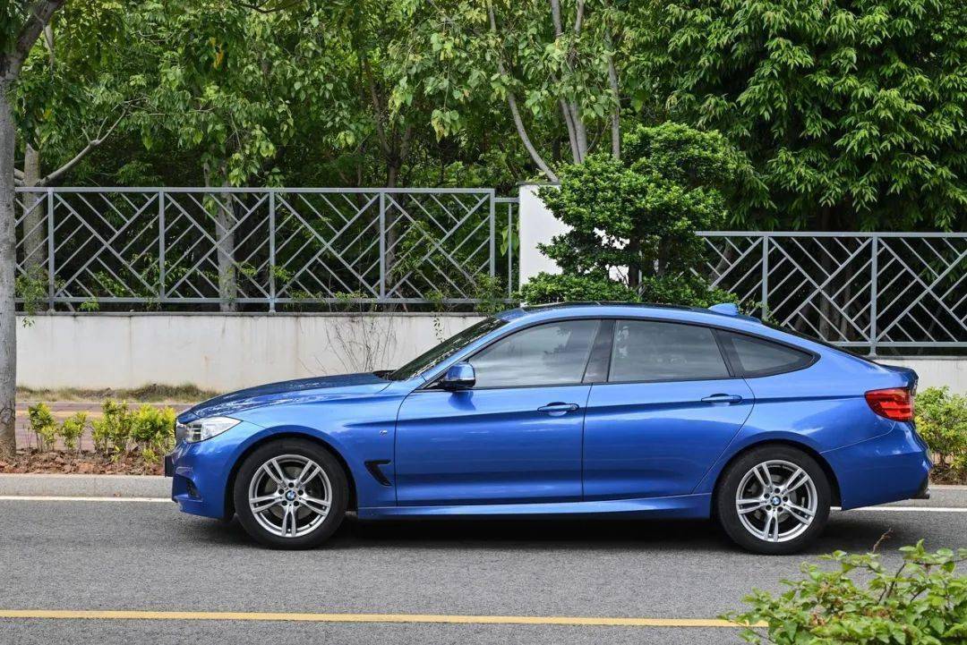 路试笔记23万圆梦宝马gt328i前任戴垫崭崭新