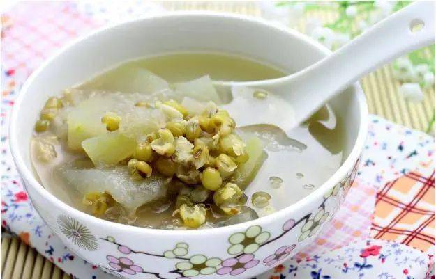 东莞阿婆煲了20年糖水,爆出15种糖水秘方!