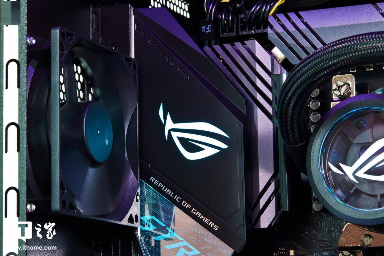 rog光魔g35台式机图赏旗舰工作站玩家梦想机