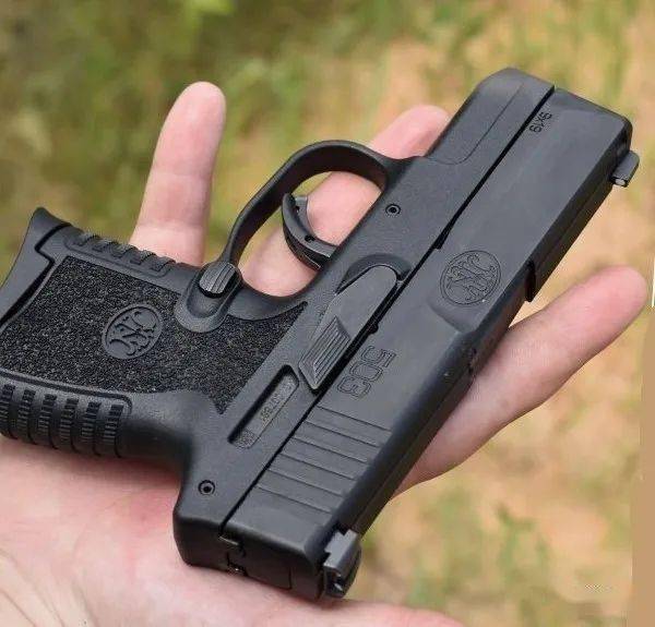 继m1906之后fn又一款掌心雷fn5039mm袖珍手枪