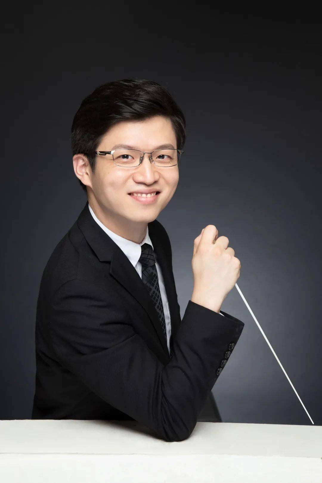 剧院里的大师课青年指挥家葛维岳小中提琴室内乐大师课