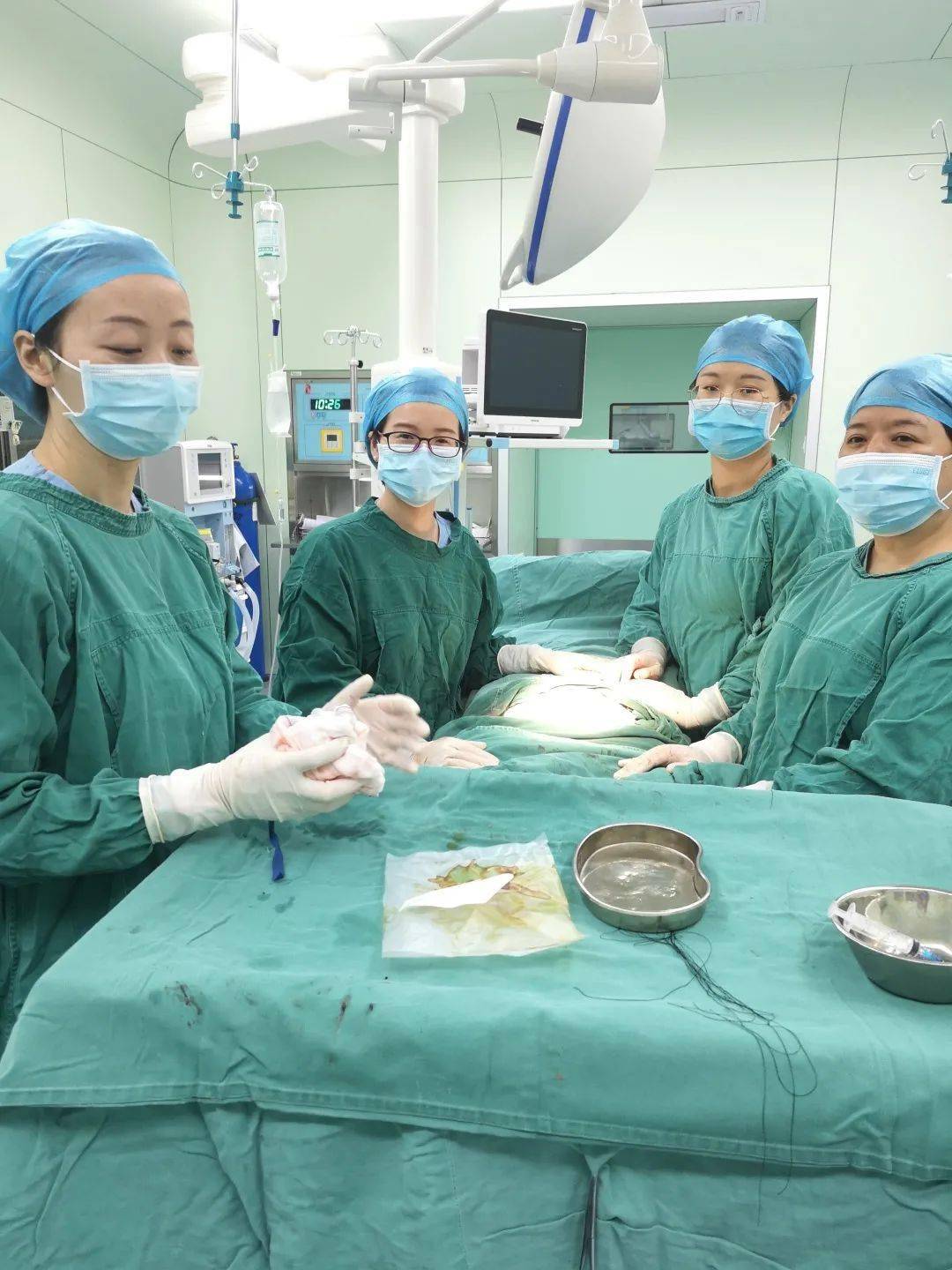 "川"越千里 | "尽我所能扬我所长!"——妇产科医生胡丽文的援川日记