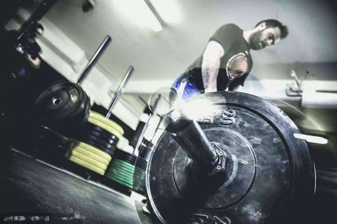 两个帮助你练好硬拉的实用建议