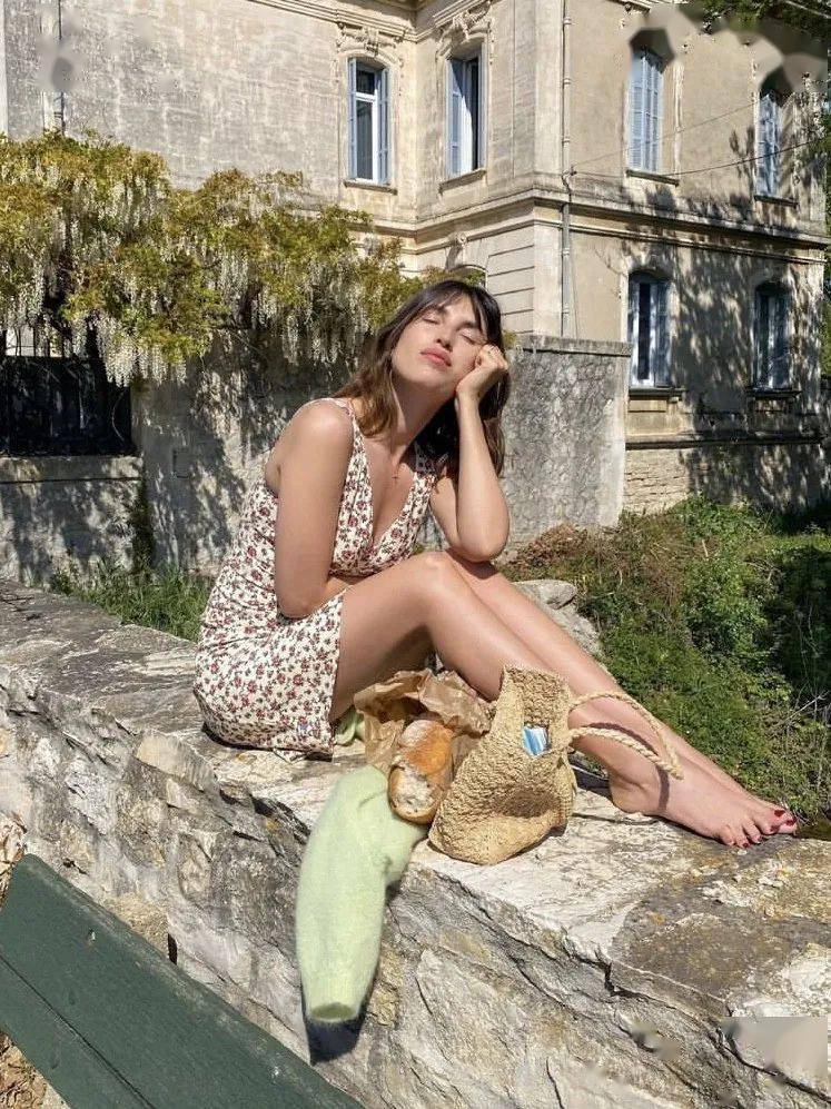 电影|20条绝美法式连衣裙,穿上就有电影感!