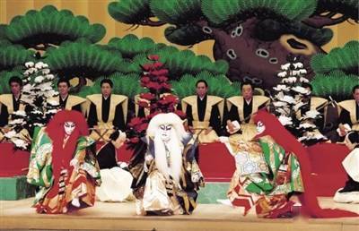 在现代化进程中 日本的歌舞伎经历了怎么样的命运 自来也