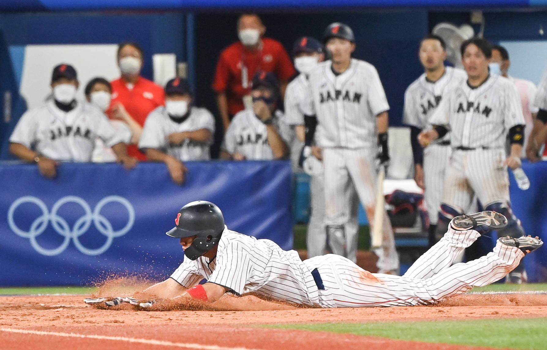 棒球——日本队获得冠军