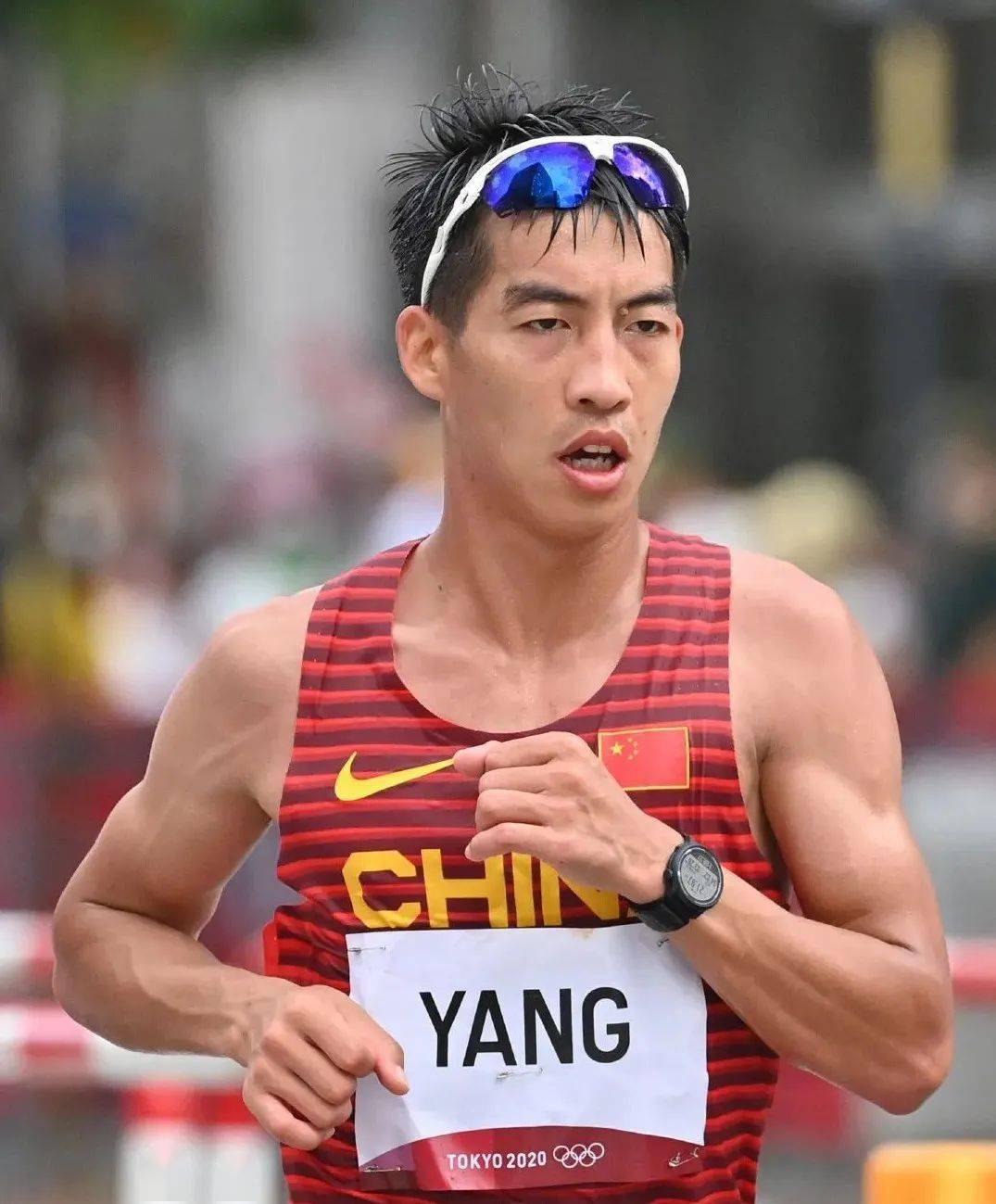 刷新排名!巍山小伙杨绍辉跑出中国男子马拉松奥运最佳排名