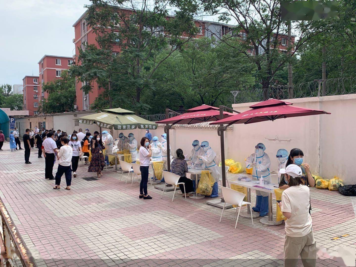 防控|扬州成为“新风暴眼”，开封7地升级高风险 疫情防控敲响常态化警钟