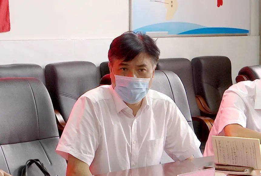 市政府副秘书长,二级巡视员,市疫情防控第六督导组组长黄伟雄,区委