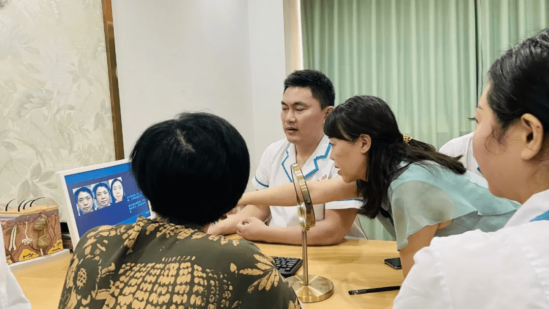 杨亚东博士入驻重庆骑士医院系统抗衰重磅推荐