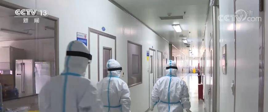 单采|河南郑州第三轮全员核酸检测已检834.19万人 开辟绿色通道方便特殊人群采样检测