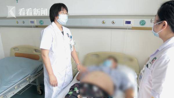 关节|常吃麻辣烫喝甜饮 19岁小伙全身遍布15处“痛风石”