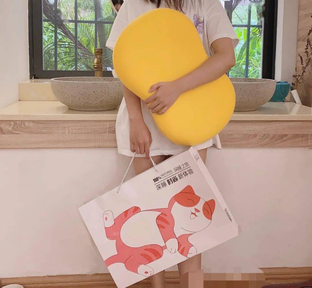 枕头|【992 | 推荐】舒服到犯规，失眠不存在的！猫肚皮般软糯，放松治愈好睡眠