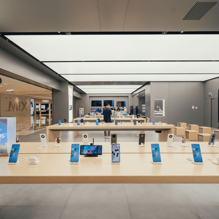 萧山首家华为授权体验店plus登陆万象汇全场景潮流科技新地标开业活动