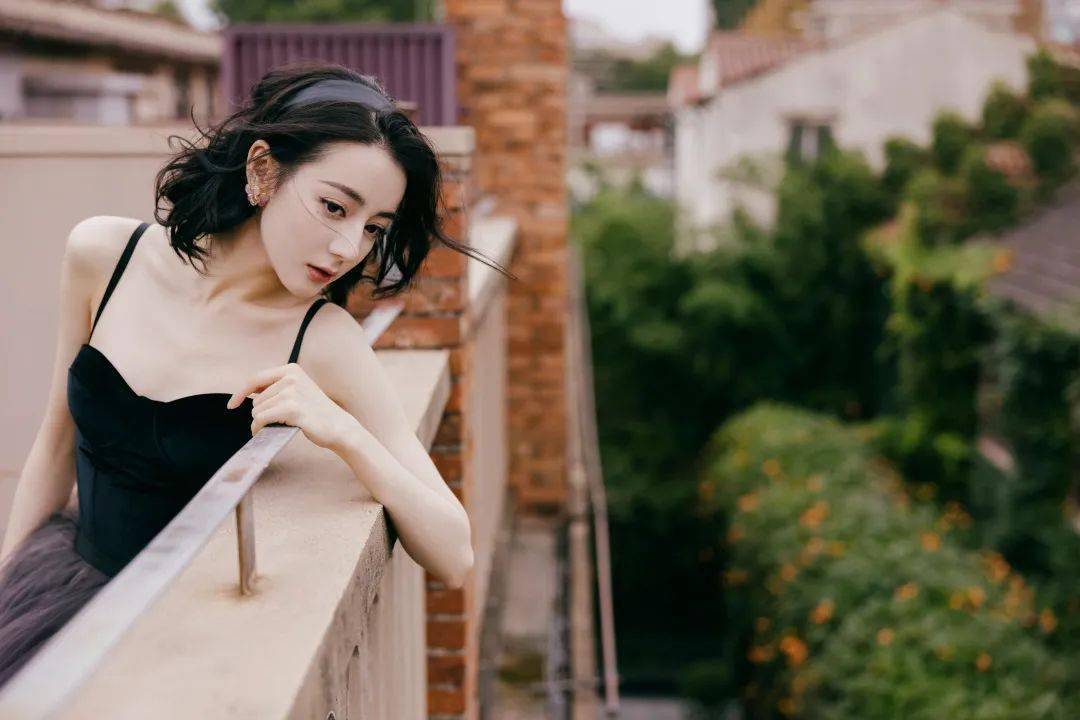 发型|4款超适合夏天的短发发型来了，清爽好看还显脸小！