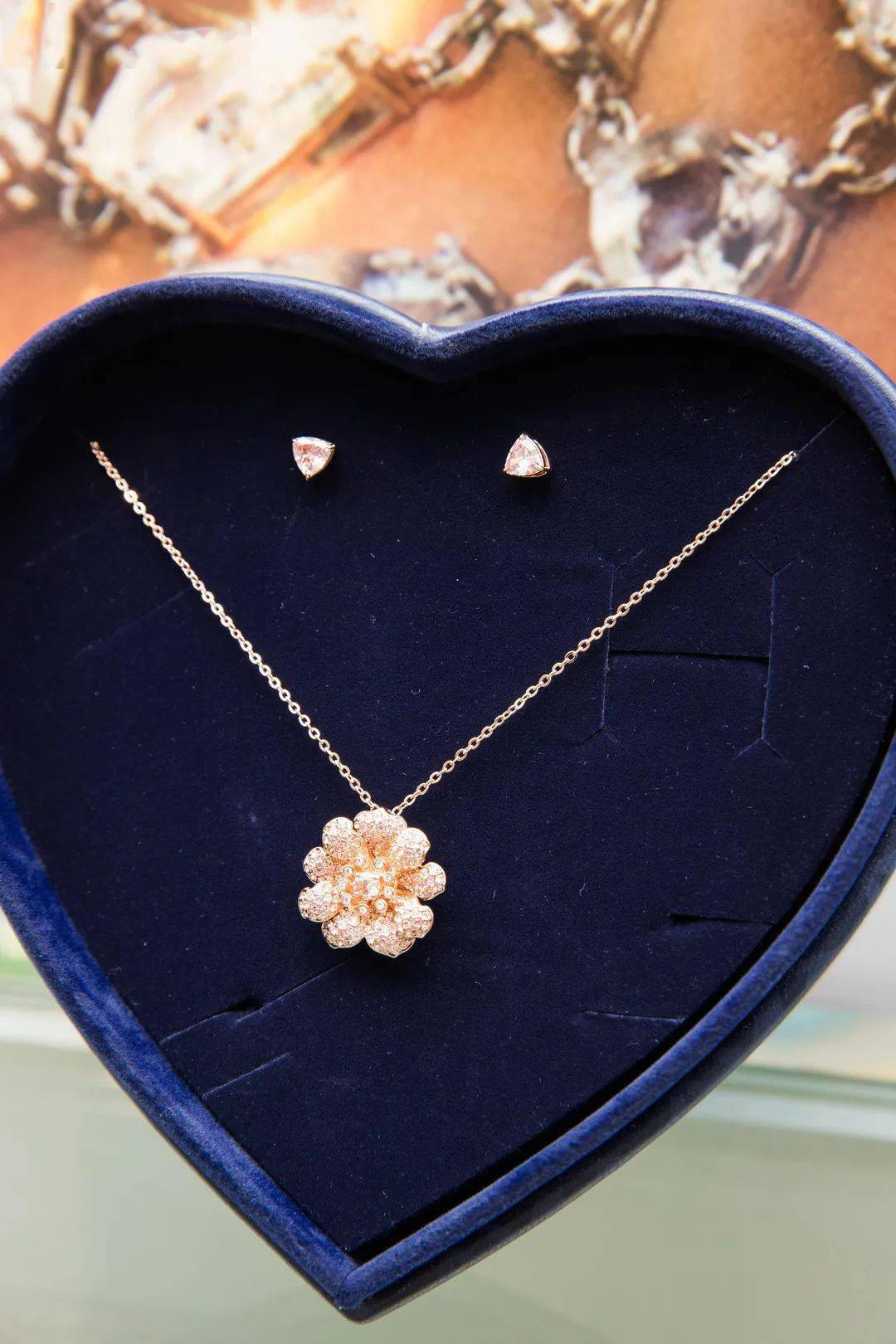 产品|成都人冲冲冲！5折雅诗兰黛，100+购女装！乐天8周年宠粉来啦！