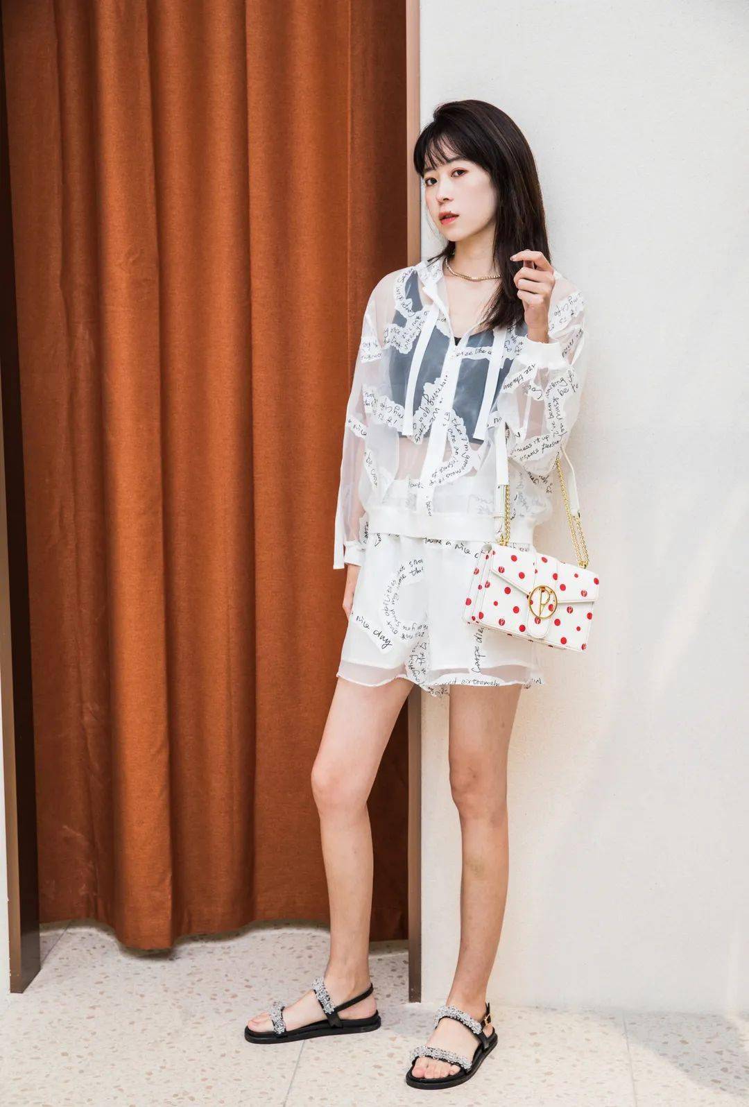 产品|成都人冲冲冲！5折雅诗兰黛，100+购女装！乐天8周年宠粉来啦！