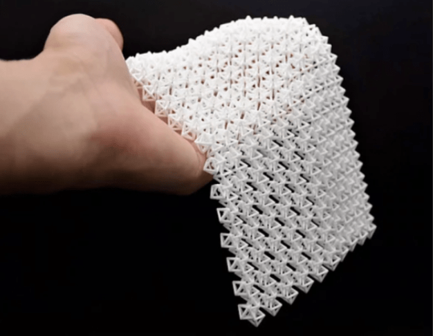 nature反牛顿的高科技版软猬甲问世一作为华人科学家