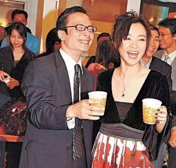 丁玉|被三个男人抛弃，事业巅峰期消失，这个乐坛一姐背后故事竟如此心酸