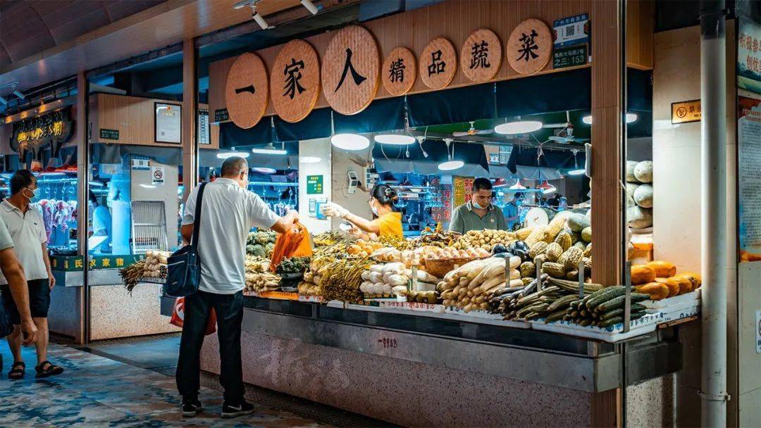 猪肉档变身网红打卡地,「吴彦祖背后的男人」来到了东山