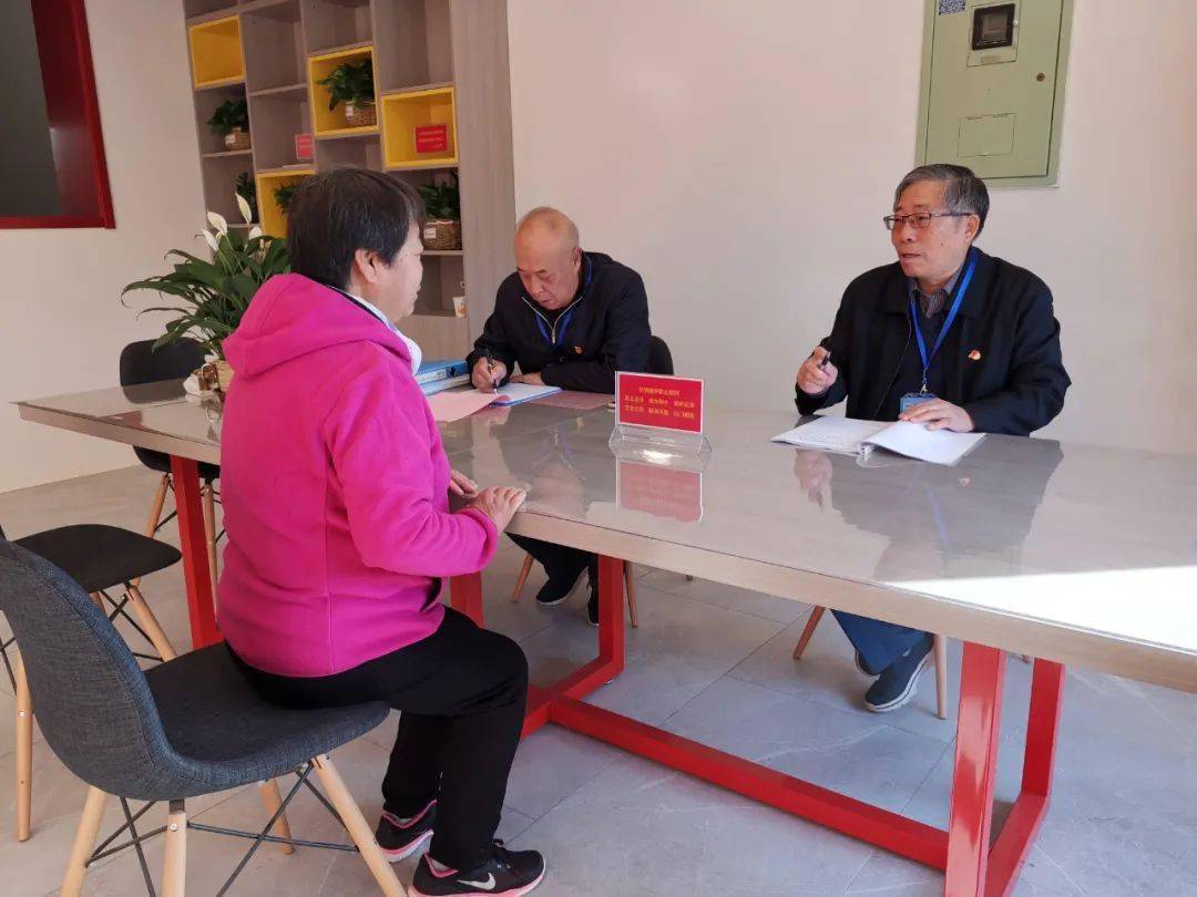 新时代的顺义老干部创新社区服务治理打造金钥匙调解工作站光明街道