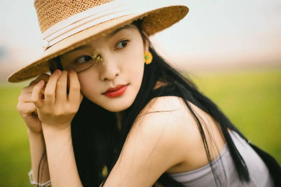 author|你是什么脸型就选什么帽子！选对脸小3圈！