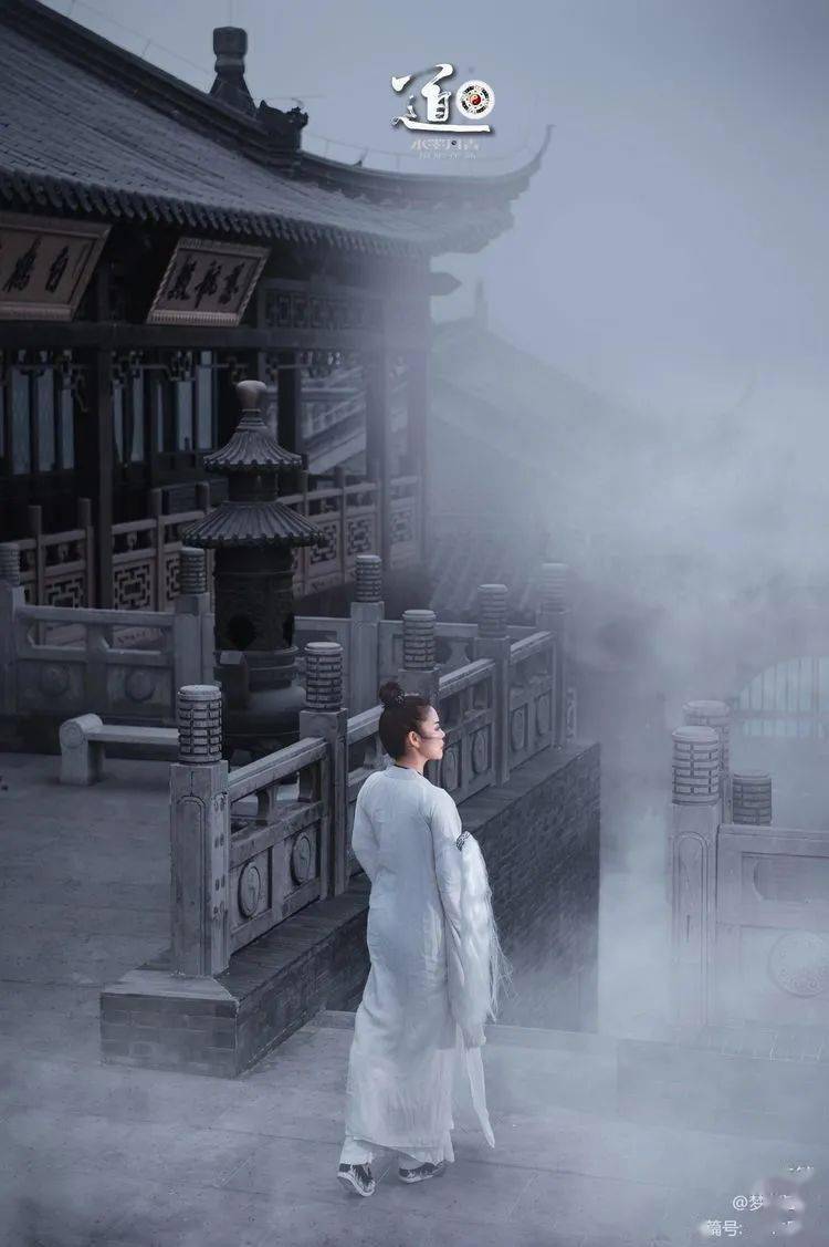 天涯咫尺和咫尺天涯区别 7332e315d2b04f08b3a92b5952cdf84f.jpeg