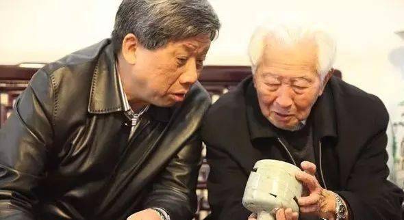 1936年耿宝昌在"郭华斋"做学徒