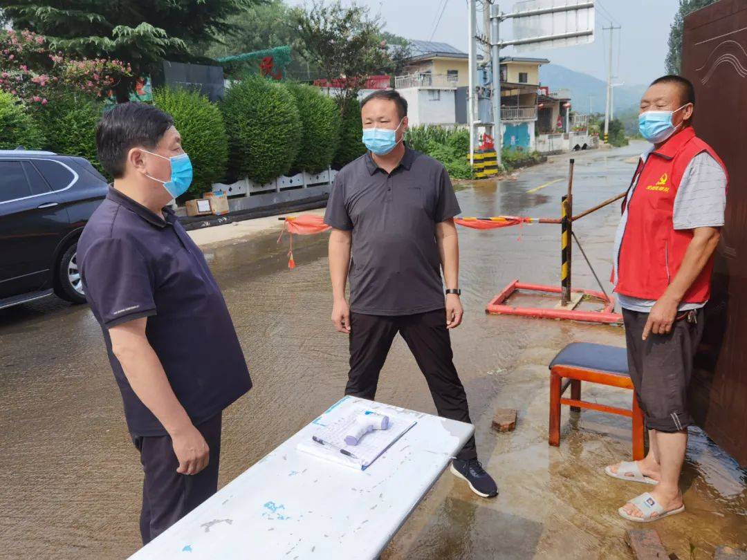 磁县副县长路金锋深入陶泉乡督导检查疫情防控工作