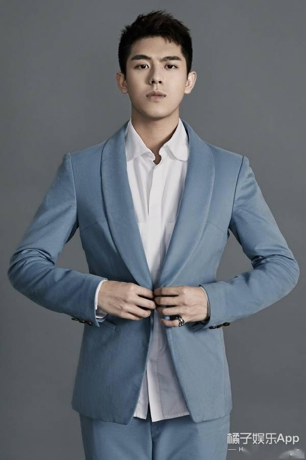 还记得《一年级》里的陈信喆吗?"明天见"男主是他?_李莎