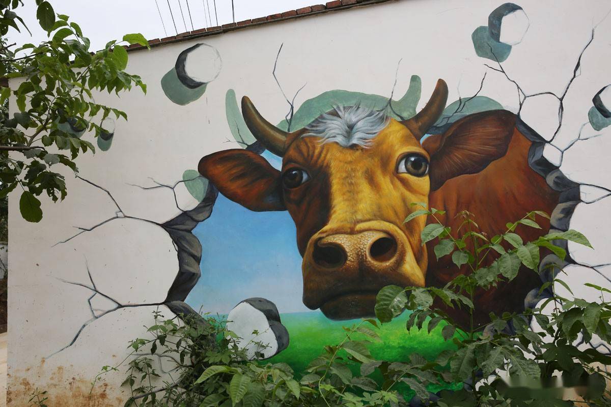 西安白鹿原狄寨村越变越美了墙上画画房前屋后绿植多