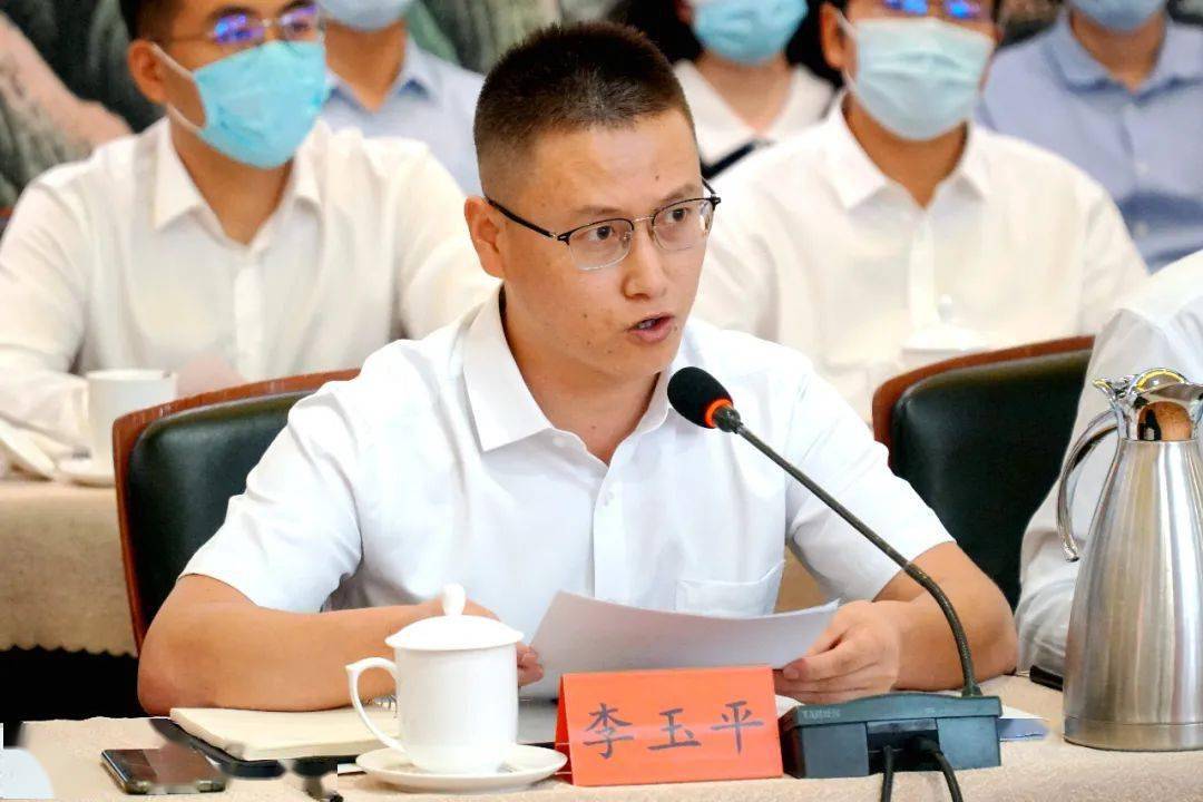 共青团干部代表,红寺堡区团委书记李玉平发言▲青年致富带头人,闽籍