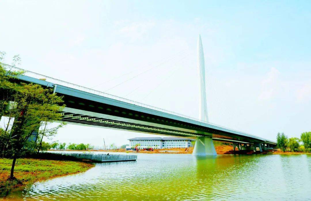 惊艳亮相长治又添新地标