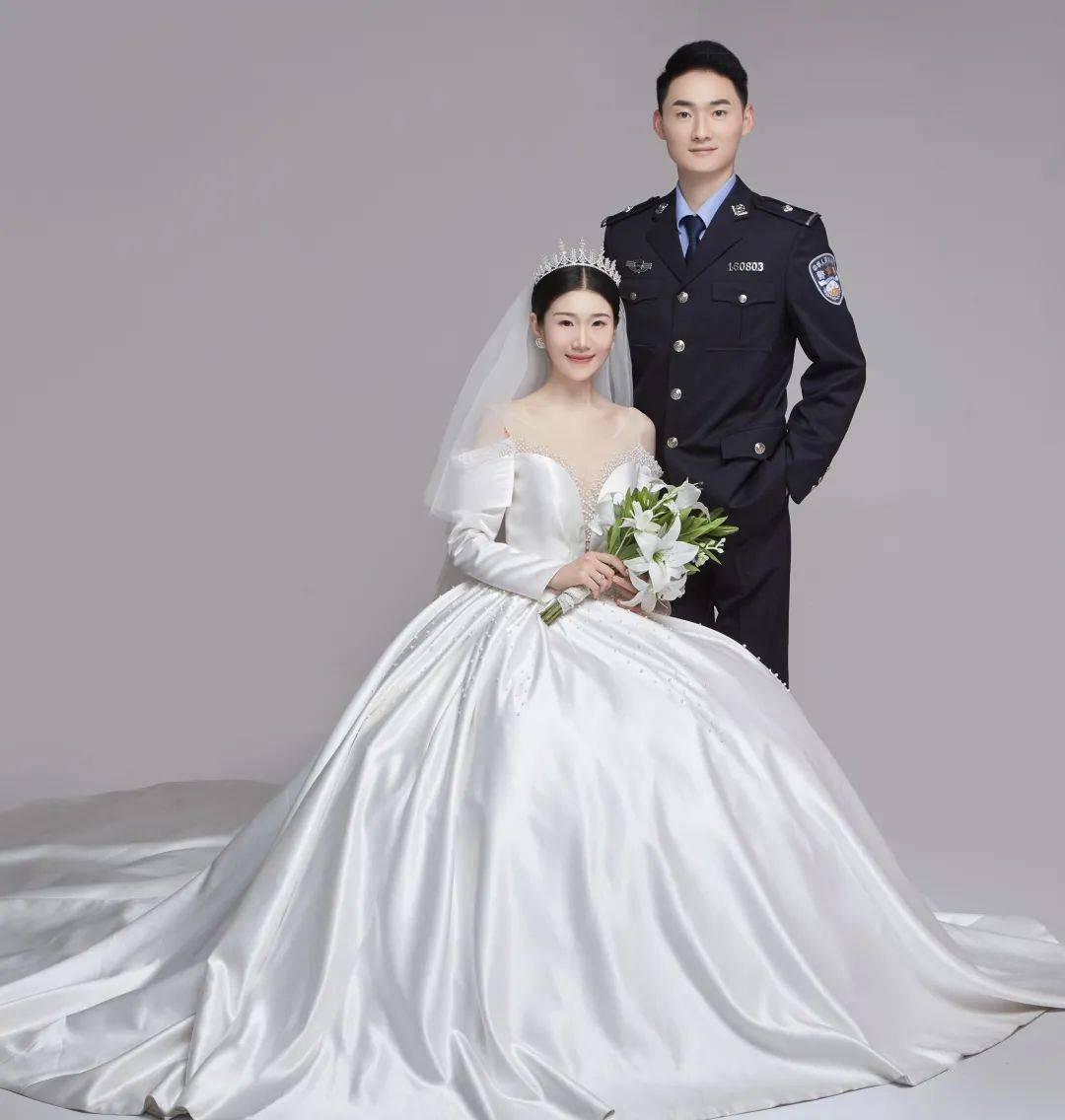 七夕特辑警察蓝的七夕告白和你同舟共济奔赴同一战疫