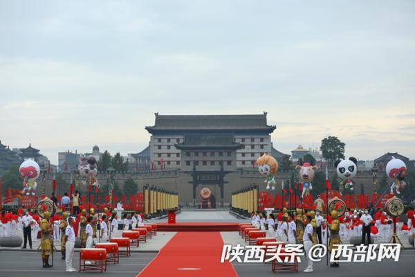 丹凤|起跑！十四运会和残特奥会火炬传递开启 奥运冠军秦凯领跑第一棒