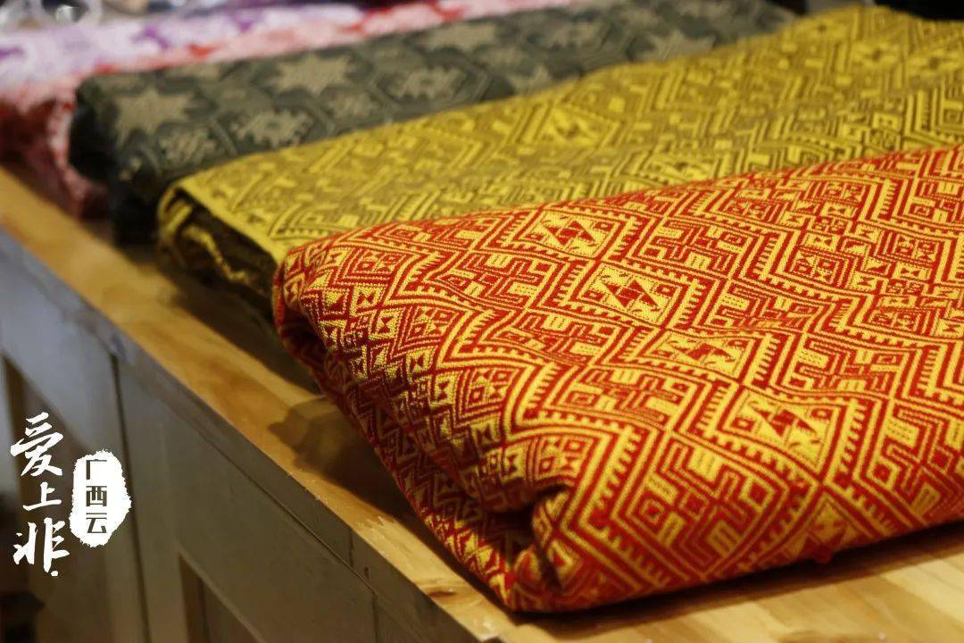 针线之间 锦绣尽现——探寻壮族服饰制作技艺_陆兰