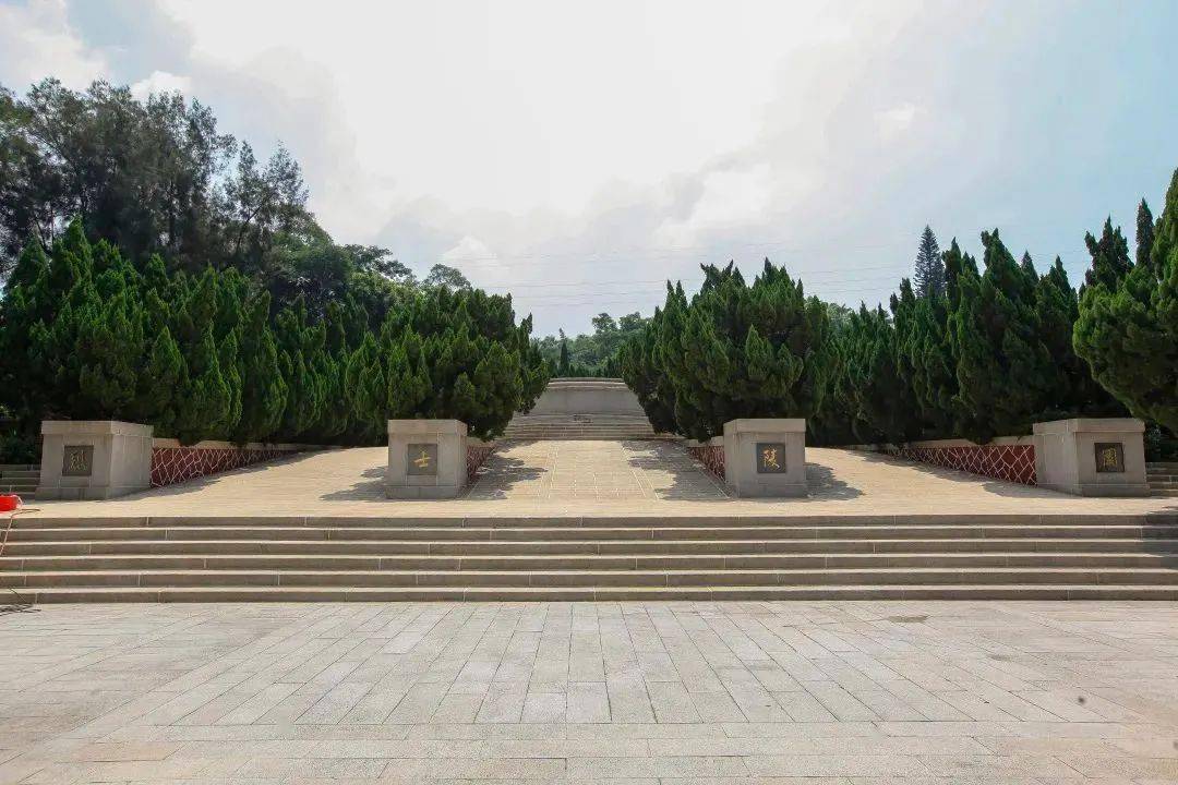厦门革命烈士陵园图片