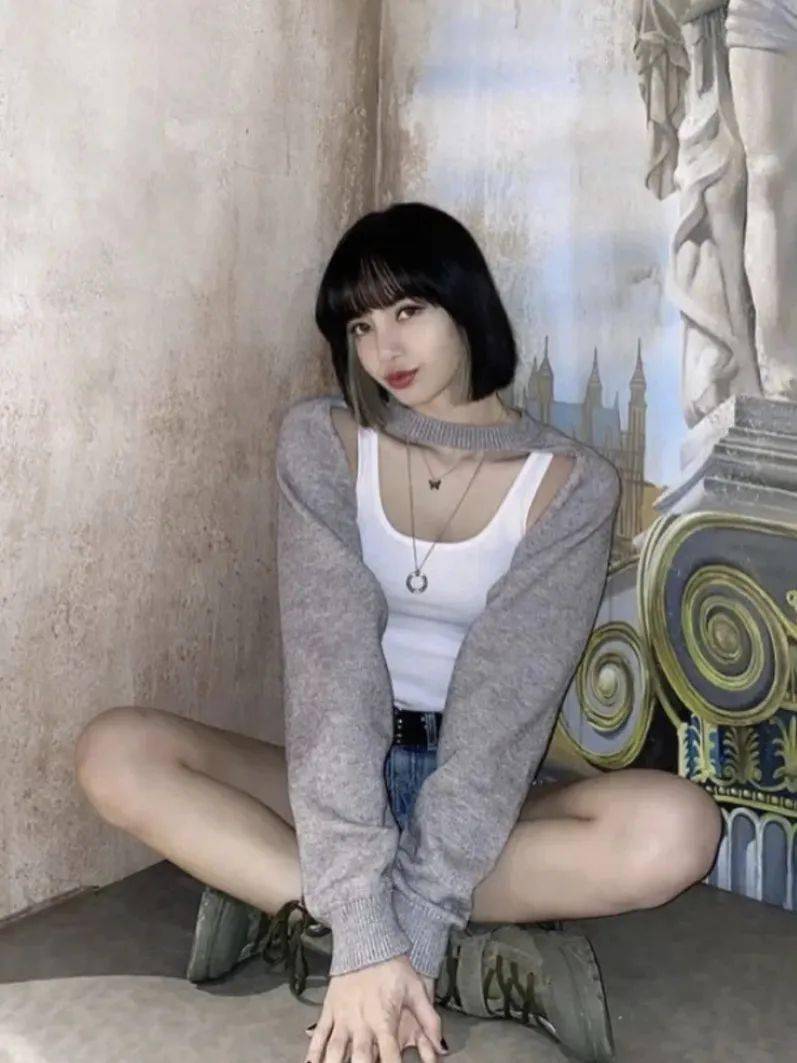 什么|还在跟风买衣服？5步教你找到适合你的穿搭风格！