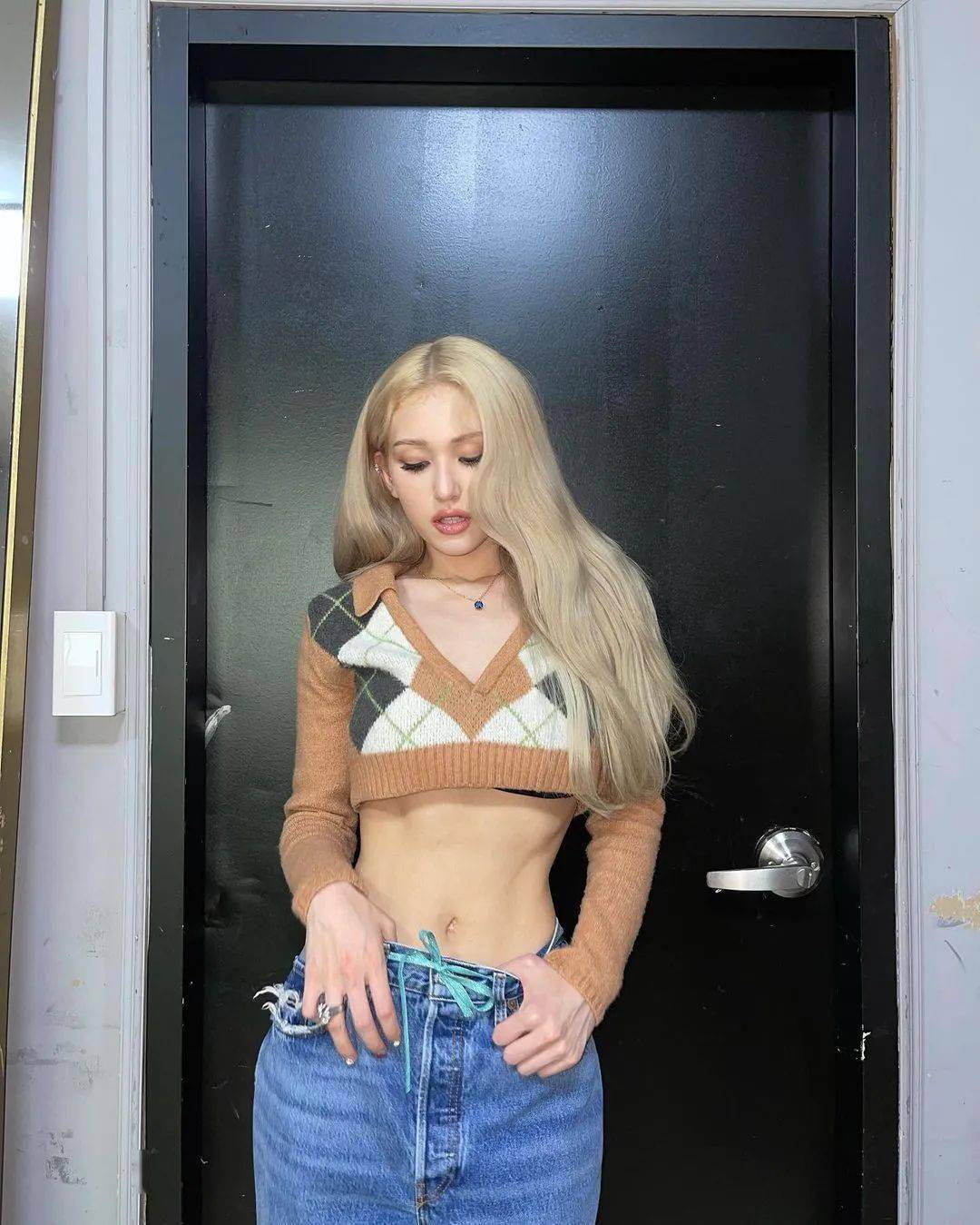 来头|这位让全网沦陷的美少女，到底什么来头？！