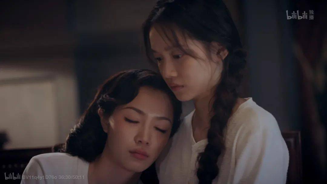 发型|《双镜》：假民国真塑料