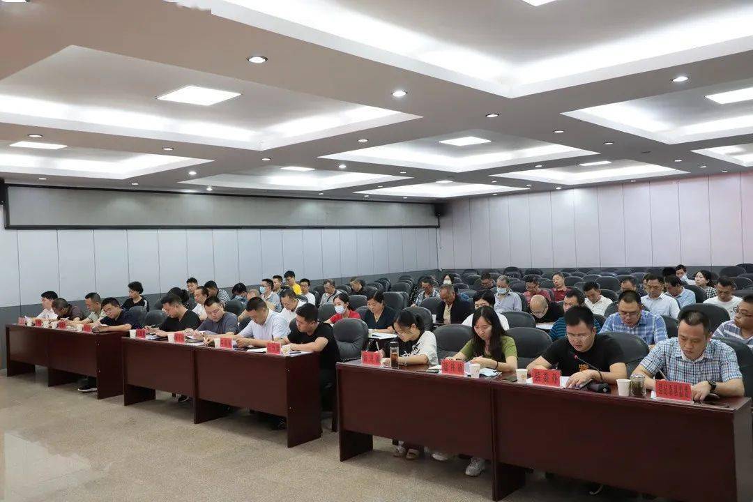 盐津县召开常态化疫情防控暨问题整改工作推进会