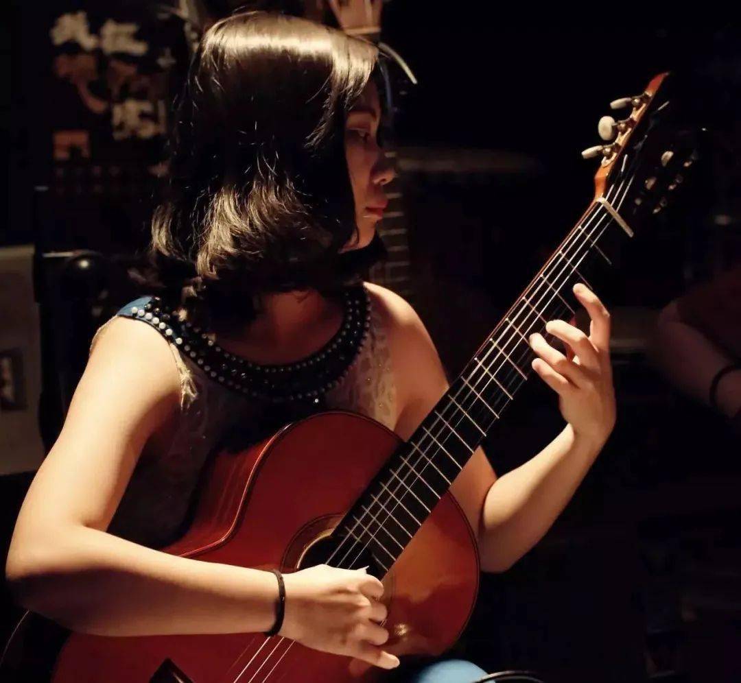 本周五1200开票温州大剧院2021市民音乐会听天籁之旅陈曦古典吉他音乐